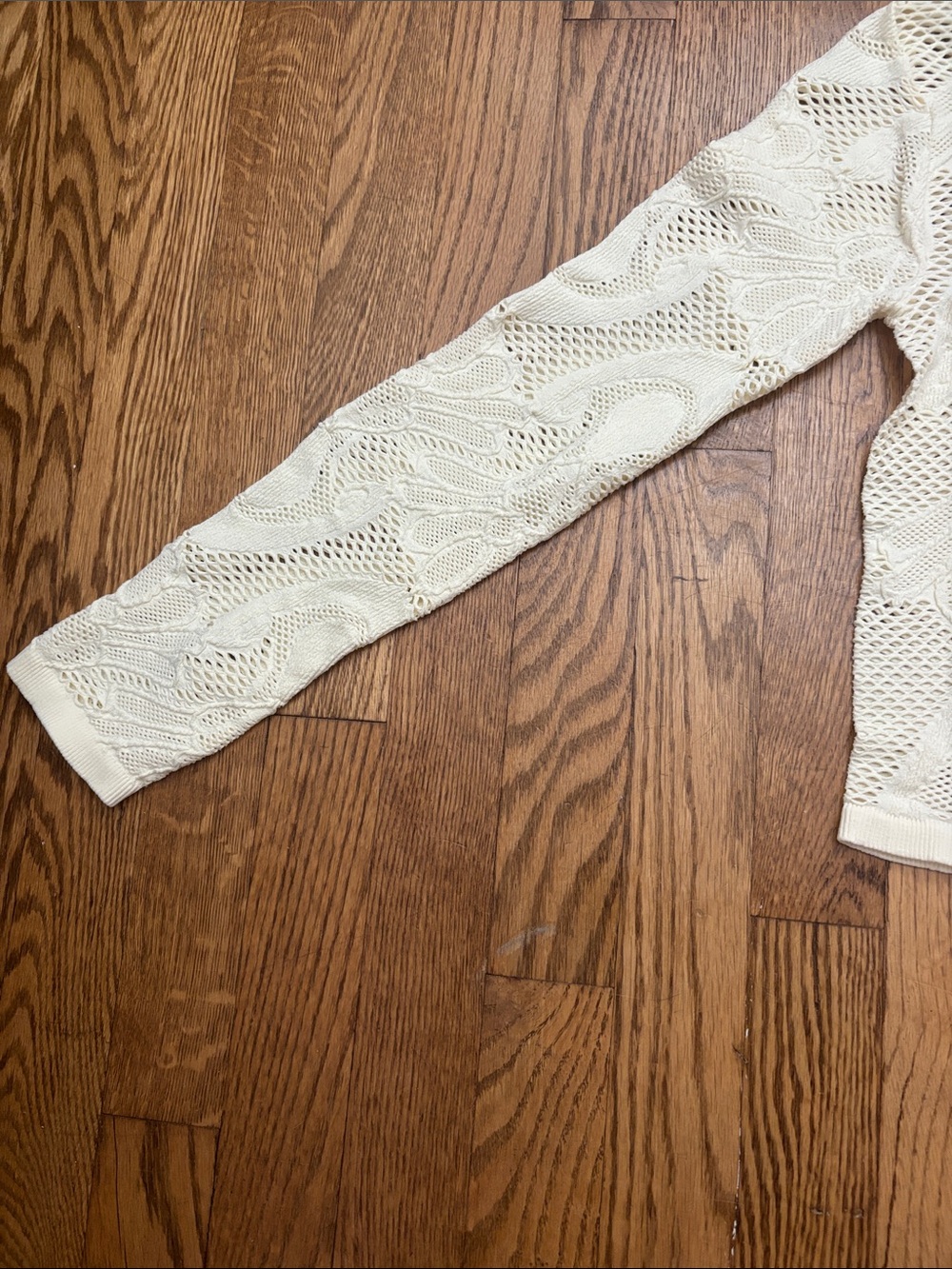 Women's Cream Open-Knit Long Sleeve Top - Picture 3 of 4